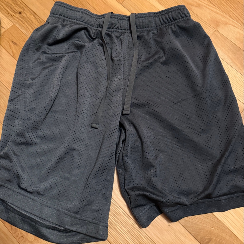 Xersion Men's Charcoal Athletic Shorts
